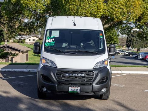 Used 2025 RAM ProMaster 3500 w/ Convenience Group image 5