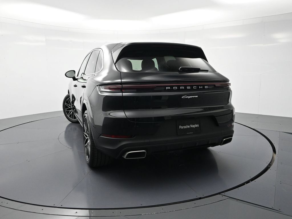Certified 2026 Porsche Cayenne AWD/4WD image 27