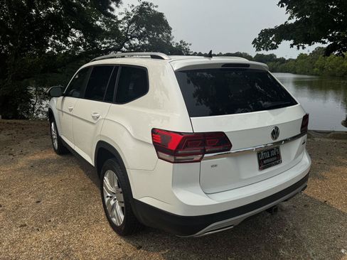 Used 2019 Volkswagen Atlas SE w/ Towing Package AWD/4WD image 9