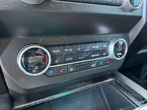 Used 2020 Ford Expedition Max Limited AWD/4WD image 15