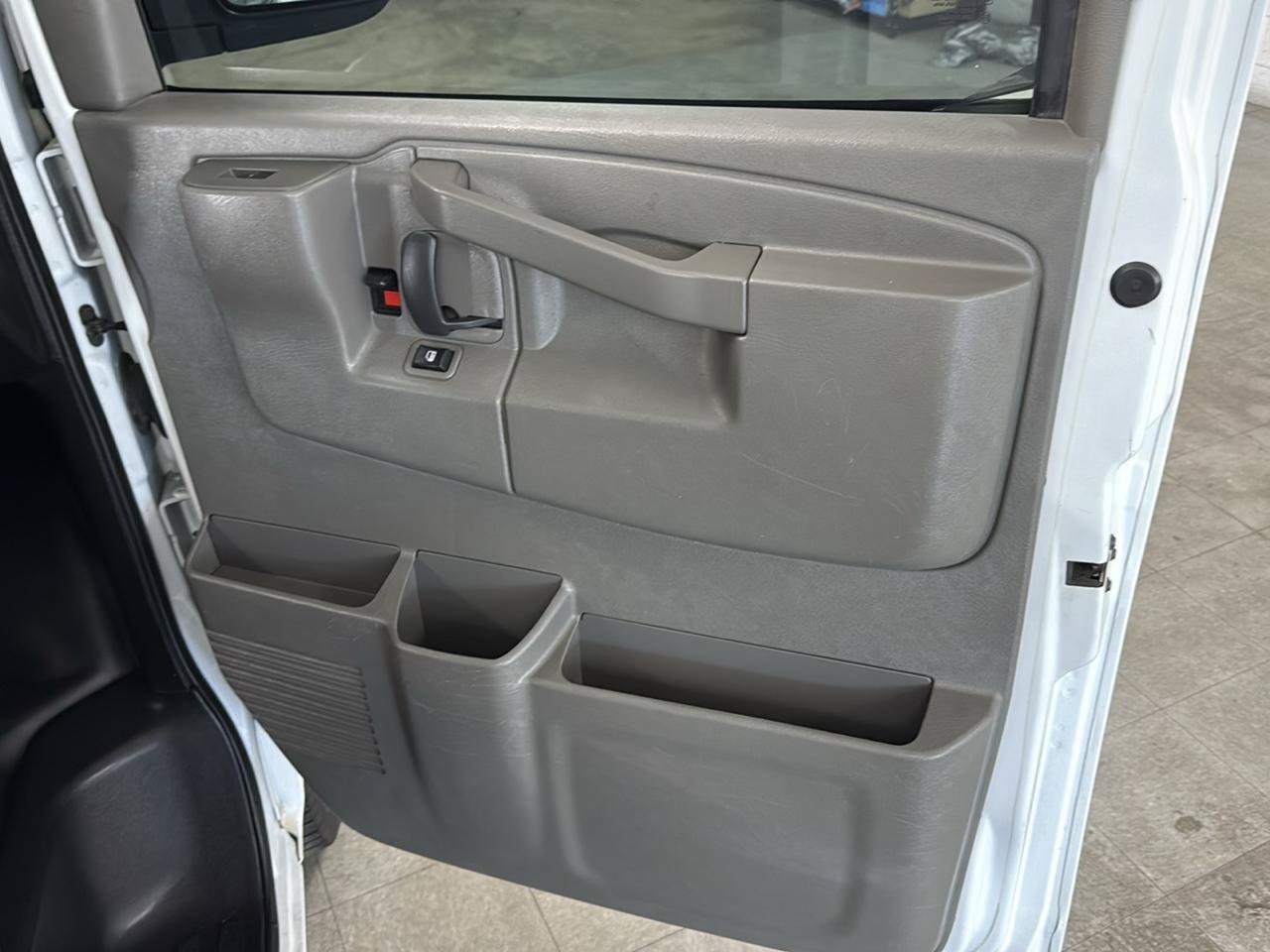 Used 2021 Chevrolet Express 2500 Extended w/ Driver Convenience Package RWD image 47