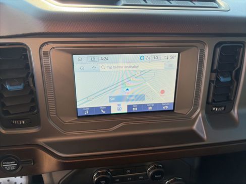 Used 2022 Ford Bronco Outer Banks image 18