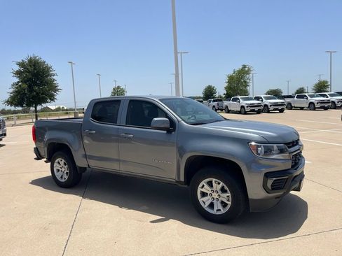 Used 2022 Chevrolet Colorado LT RWD image 7