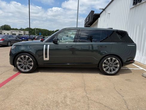 Used 2023 Land Rover Range Rover Long Wheelbase Autobiography AWD/4WD image 3