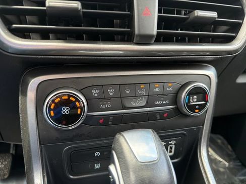 Used 2021 Ford EcoSport SE w/ Interior Protection Package FWD image 21