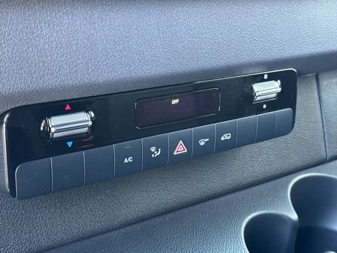 New 2026 Mercedes-Benz Sprinter 2500 image 18