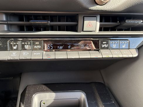 New 2026 Toyota Crown Signia AWD/4WD image 20