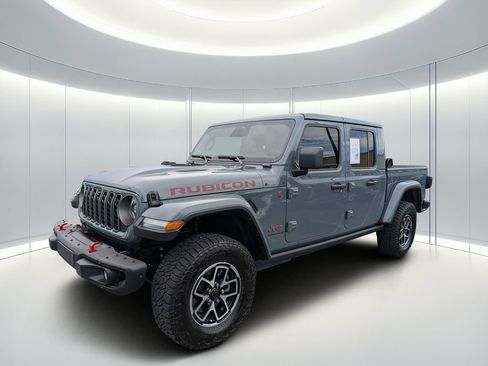 Used 2026 Jeep Gladiator Rubicon AWD/4WD image 7