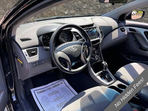 Used 2014 Hyundai Elantra SE FWD image 11