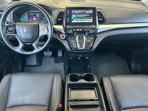 Used 2024 Honda Odyssey Touring image 13