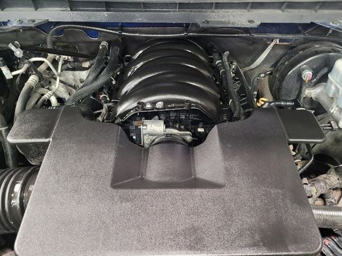 Used 2018 Chevrolet Silverado 1500 LT w/ Texas Edition image 30