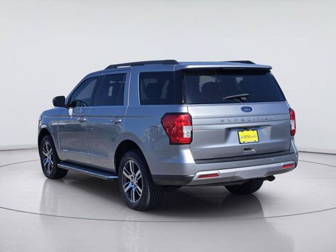 Used 2022 Ford Expedition XLT RWD image 6