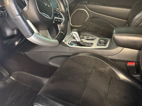 Used 2018 Jeep Grand Cherokee SRT AWD/4WD image 31