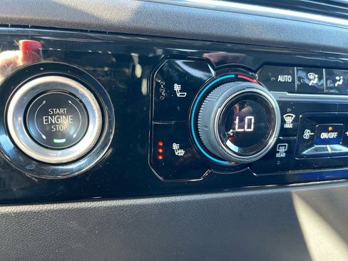 Used 2024 Chevrolet Silverado 1500 LT w/ Z71 Off-Road Package image 21