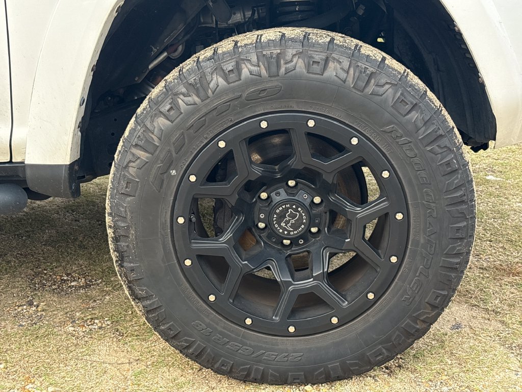Used 2019 Toyota 4Runner TRD Off-Road Premium AWD/4WD image 12