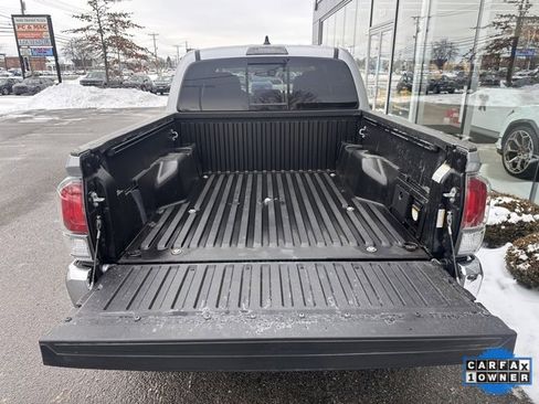 Used 2023 Toyota Tacoma TRD Off-Road image 6