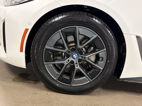 Used 2023 BMW i4 eDrive35 w/ Premium Package RWD image 12
