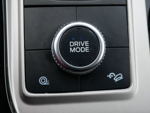 Certified 2023 Ford Explorer ST-Line AWD/4WD image 23