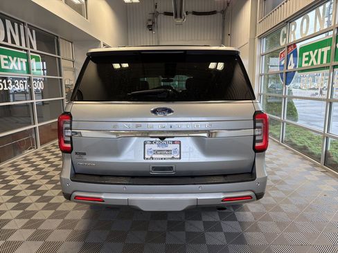 Used 2024 Ford Expedition Limited AWD/4WD image 6