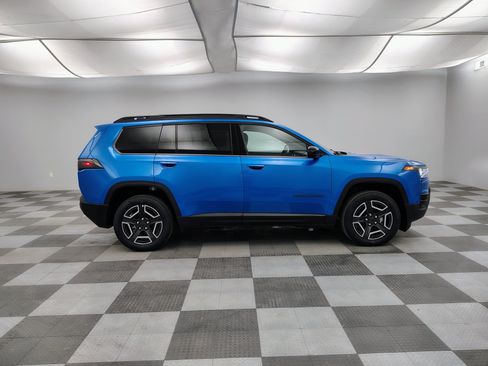 New 2026 Jeep Cherokee Laredo AWD/4WD image 9
