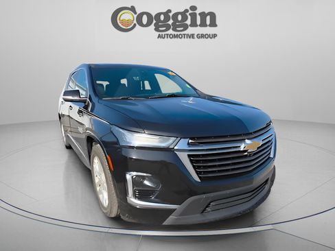 Used 2023 Chevrolet Traverse High Country w/ LPO, 'HIT The Road' Package image 18