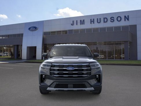 New 2025 Ford Explorer Active w/ Active Comfort Package image 6