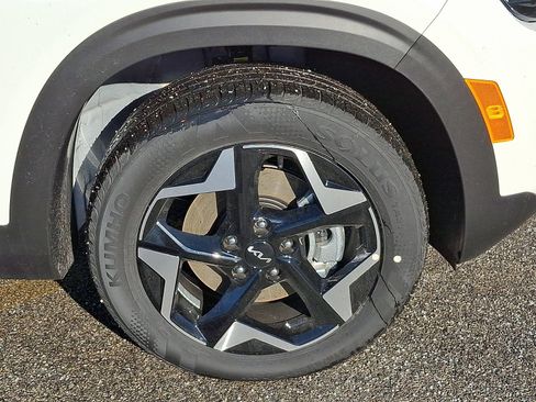 New 2026 Kia Seltos S image 10