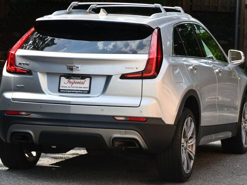 Used 2020 Cadillac XT4 Premium Luxury image 5