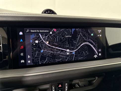 Certified 2025 Porsche Cayenne E-Hybrid image 27