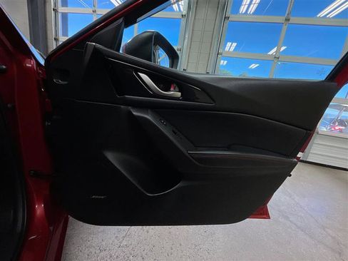 Used 2014 MAZDA MAZDA3 i Grand Touring image 28