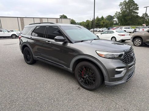 Used 2020 Ford Explorer ST w/ ST Street Pack AWD/4WD image 9