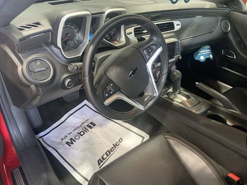 Used 2015 Chevrolet Camaro SS w/ LPO, Black Appearance Package RWD image 10