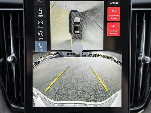 New 2026 Volvo XC60 B5 Plus w/ Protection Package Premier image 38