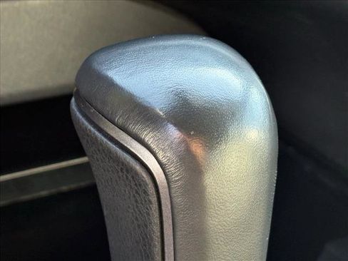 Used 2024 Toyota Camry SE image 7