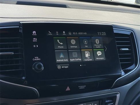 Used 2022 Honda Pilot Sport image 12