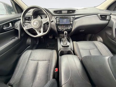 Used 2017 Nissan Rogue Sport SL FWD image 18