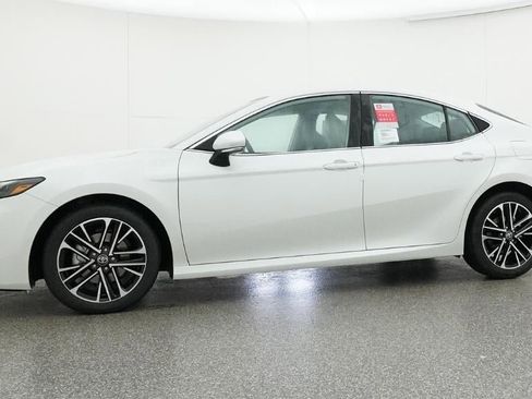 New 2026 Toyota Camry XLE image 18