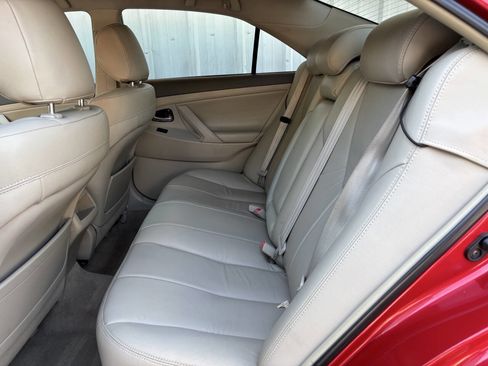 Used 2007 Toyota Camry LE image 14