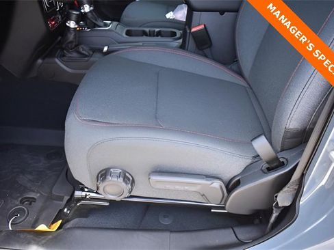 New 2025 Jeep Wrangler Rubicon w/ Technology Group image 13