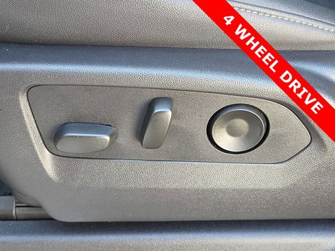 Used 2024 Chevrolet Silverado 1500 LTZ w/ LTZ Premium Package image 14