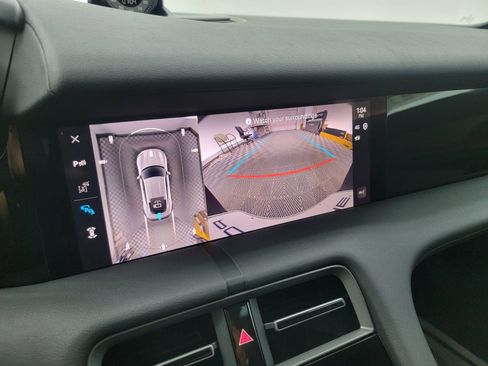 New 2025 Porsche Taycan image 25