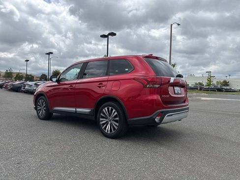 Used 2020 Mitsubishi Outlander SE FWD image 7