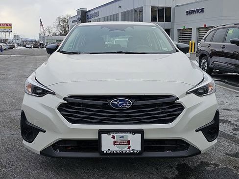 Certified 2025 Subaru Impreza 2.0i image 2