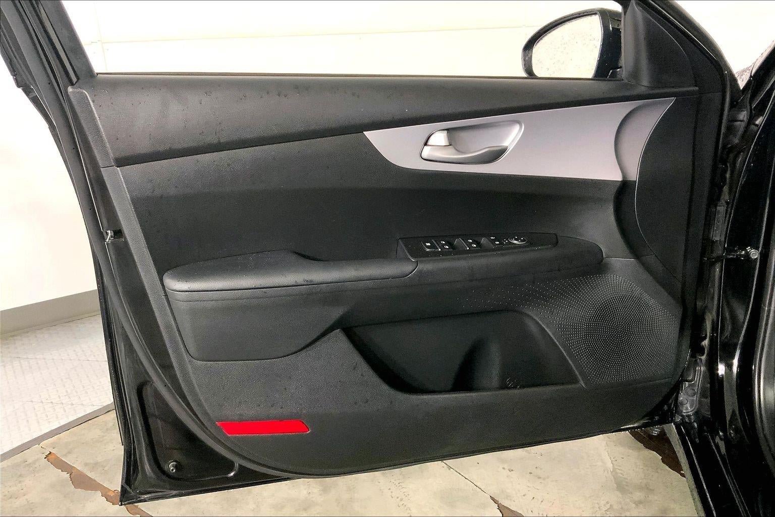 Used 2024 Kia Forte Sedan FWD image 24