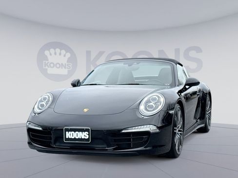 Used 2015 Porsche 911 Targa 4S image 1