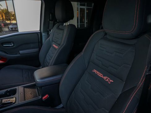 Used 2023 Nissan Frontier PRO-4X w/ Pro Convenience Package image 15