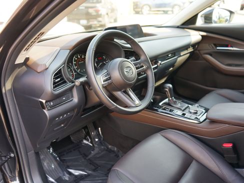 Used 2022 MAZDA CX-30 AWD 2.5 S w/ Premium Package image 16