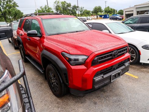 Used 2025 Toyota 4Runner SR5 RWD image 7
