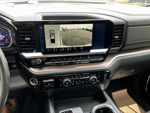 Used 2025 Chevrolet Silverado 1500 RST w/ Convenience Package II AWD/4WD image 15