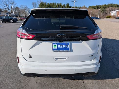 Used 2022 Ford Edge SE w/ Black Appearance Package image 4